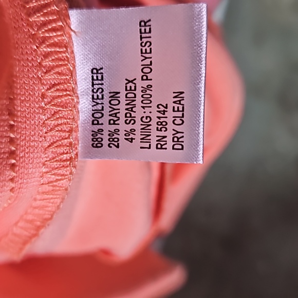 Maggie London NWOT  Apricot Dress Sz 6 - Picture 3 of 4